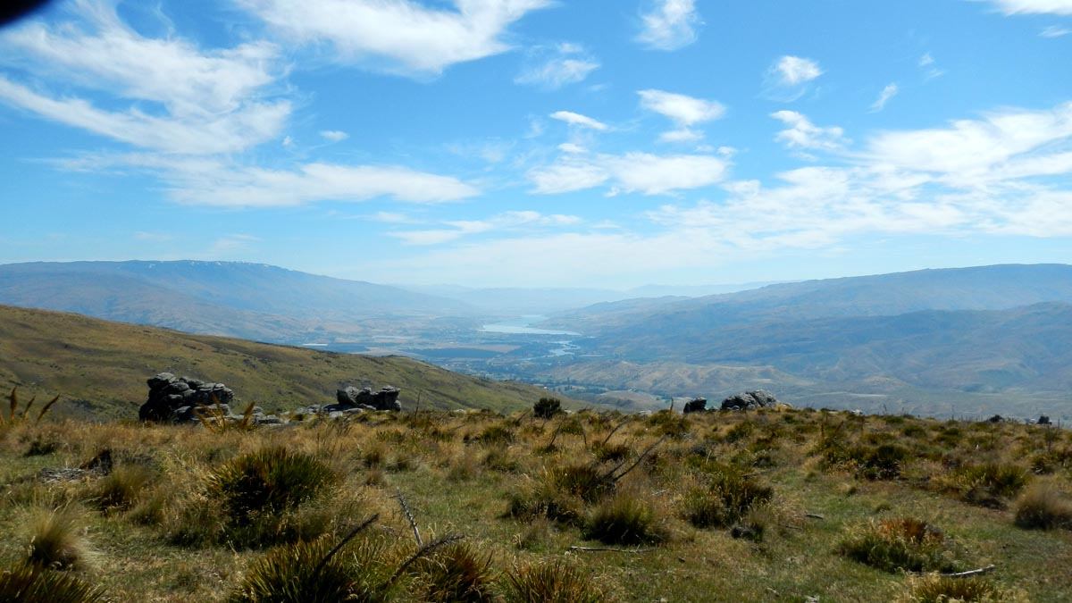Looking forward from near Duffers Saddle towards Cromwell