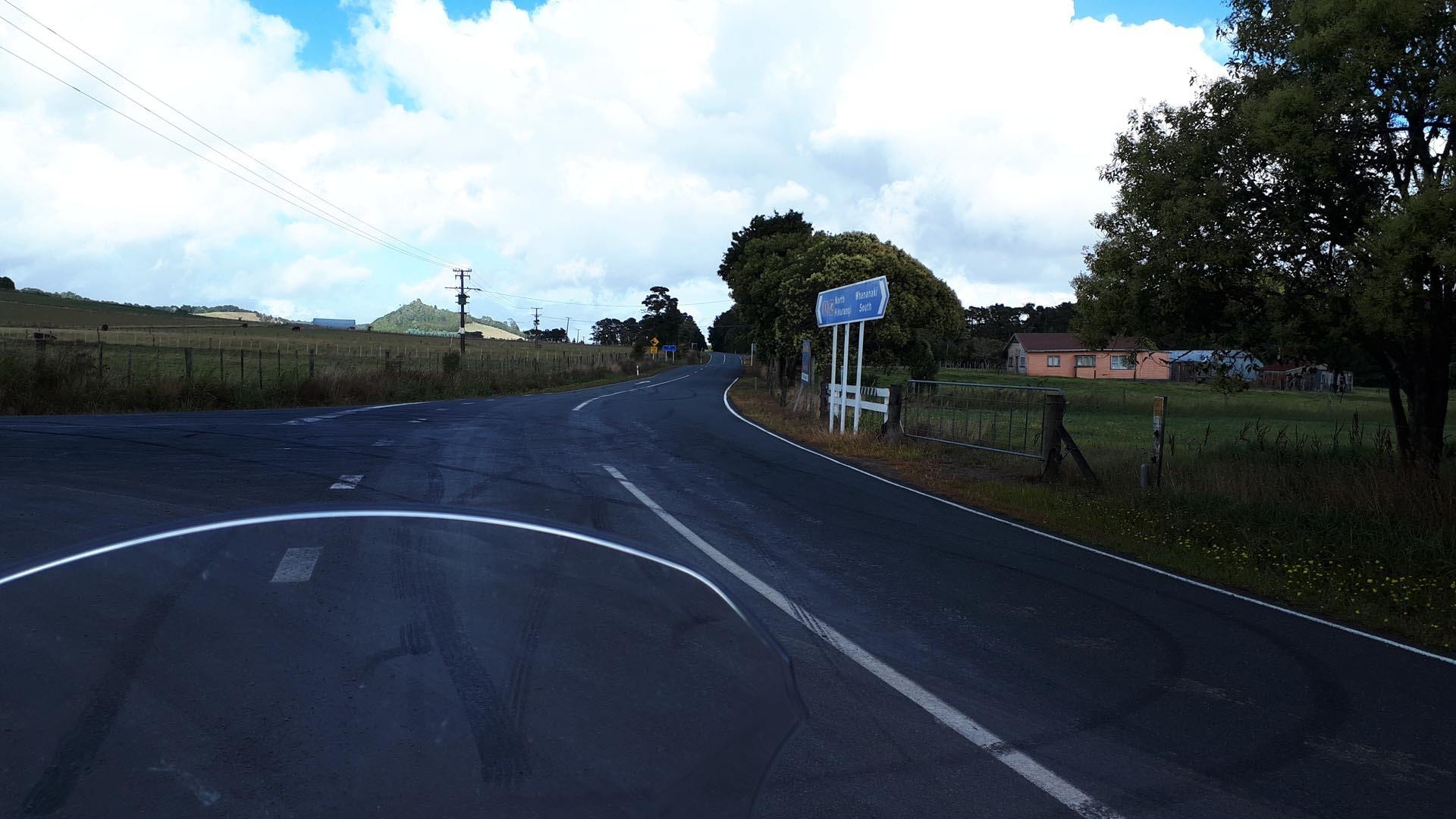 Hailes - Whananaki South Road intersection with Tutukaka Coast Highway.