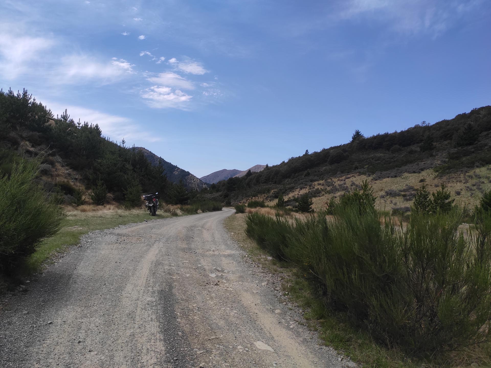 Looking up Jollies Pass