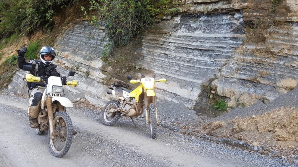 Geological formations on Kawautahi Road