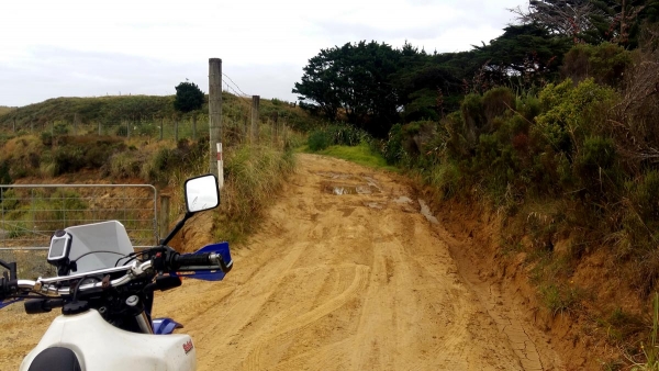 Pawanui Road turns to dirt