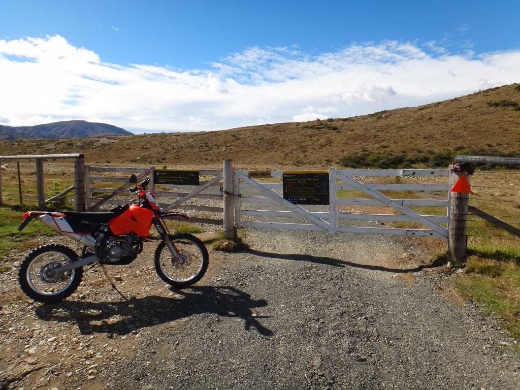 Severn-Sedgemere Access gate on the Rainbow Road
